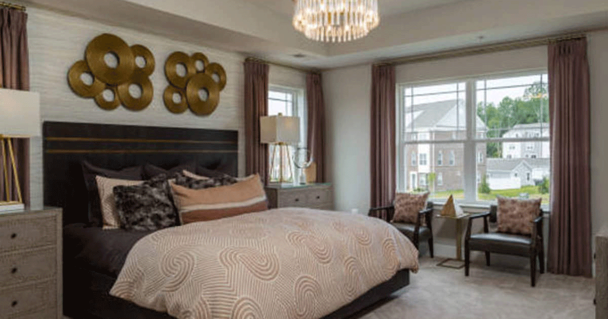 Vastu Tips About Bedroom: वास्‍तु शास्‍त्र, बेडरूम में बिस्‍तर की सही दिशा कौन सी है, जानें ये काम की बातें