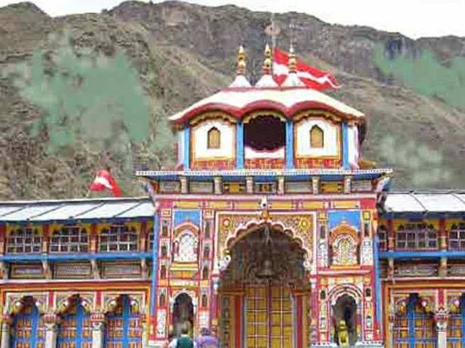 8 मई को खुलेंगे बद्रीनाथ के कपाट, ऐसी चल रही हैं तैयारियां