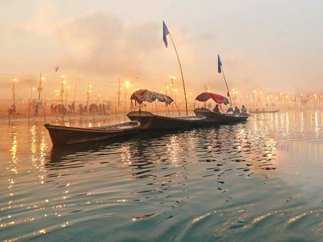 Kumbh 2019: कुंभ के दौरान 'अमृत' में बदल जाता है जल? सच तलाशेंगे वैज्ञानिक