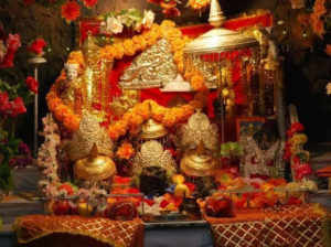 Navratri vaishno devi yatra: नवरात्र में मां वैष्णो के दर्शन के लिए जा रहे हैं, जानें ये काम की बातें