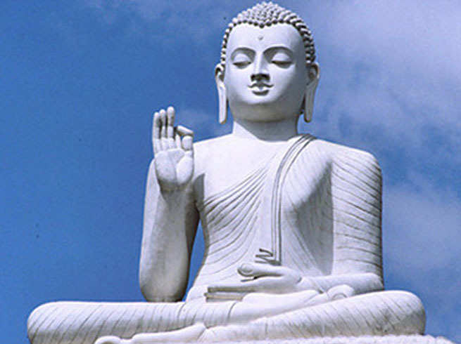 बिना वजह की प्रशंसा महात्‍मा बुद्ध को भी नहीं थी पसंद, इस घटना को जानकर समझ जाएंगे आप