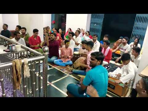 रास कुन्जन में ठहरायो - भजन (Raas Kunjan Me Thahrayo)